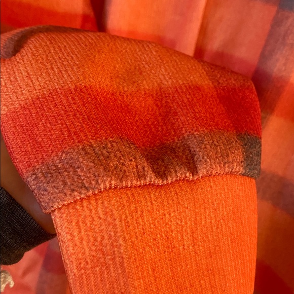 Bottom down Plaid Top - Picture 4 of 5